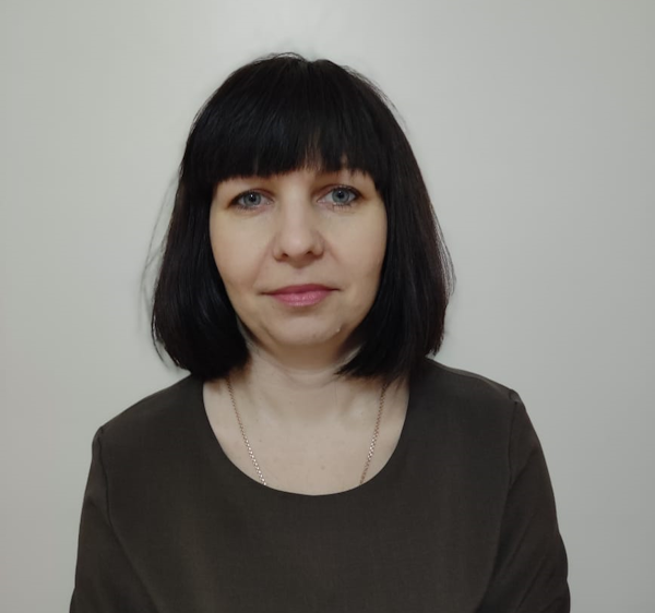 Меньших Валентина Михайловна.